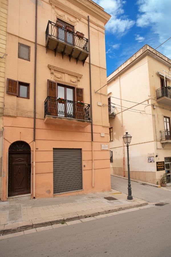 Cassaro Casa Vacanze Кастелламмаре-дель-Гольфо Екстер'єр фото
